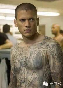 美男越狱吃瓜视频下载观看,吃瓜群众围观下载观看